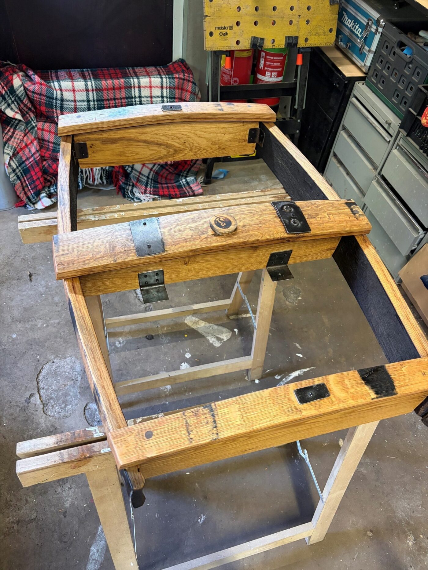 Eiken houten whiskeyvaten behandelt met Hardwaxolie van deCokerije